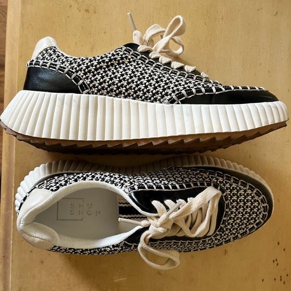 Houndstooth Platform Fashion Sneaker (Shu Shop, size 6.5) - Picture 3 of 5